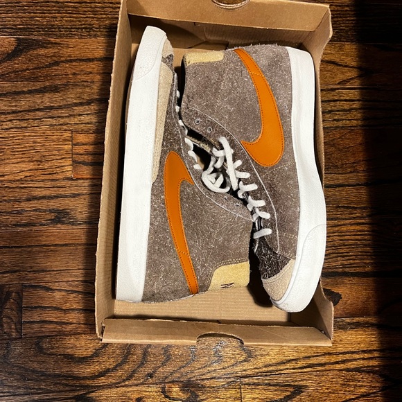 NIKE BLAZER MID '77 (DARK CHOCOLATE/CIDER/SAIL/KHAKI) NEW - Picture 7 of 7